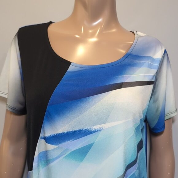 3/$20 B.L.E.U. Abstract Tunic Top Short Sleeve Asymmetric Hem Water Colours - Picture 3 of 16